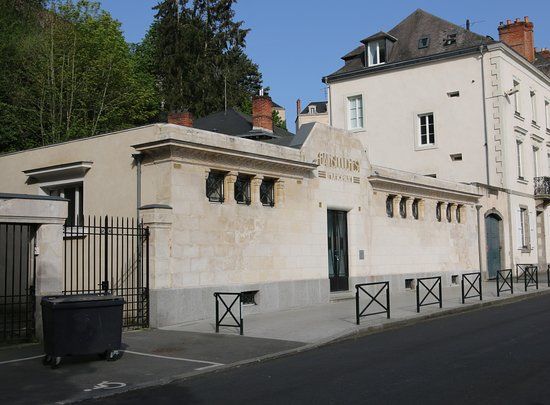 Bains Douches Municipaux